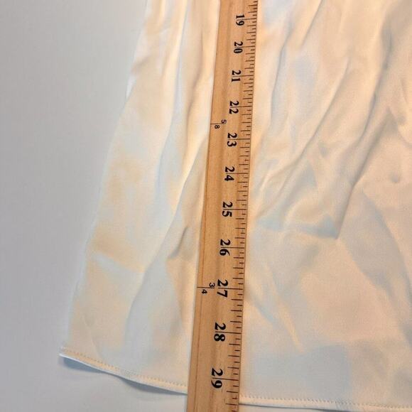 Alexis White Cold Shoulder Knee Length Dress XS - Picture 10 of 11